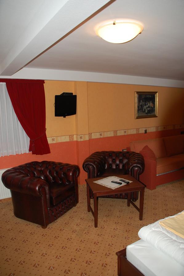 Kegel Tanz Palast Winterberg Hotel ภายนอก รูปภาพ