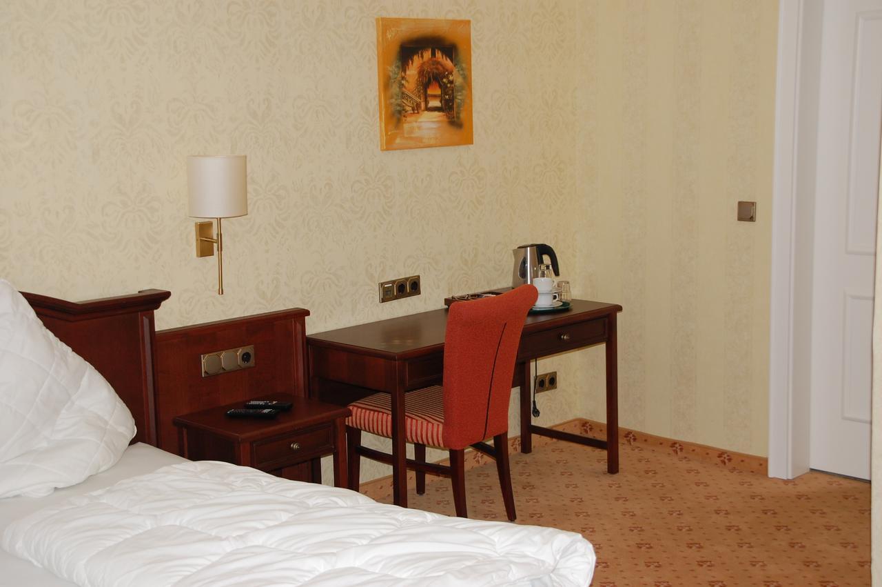 Kegel Tanz Palast Winterberg Hotel ภายนอก รูปภาพ