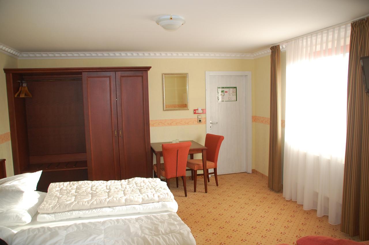 Kegel Tanz Palast Winterberg Hotel ภายนอก รูปภาพ
