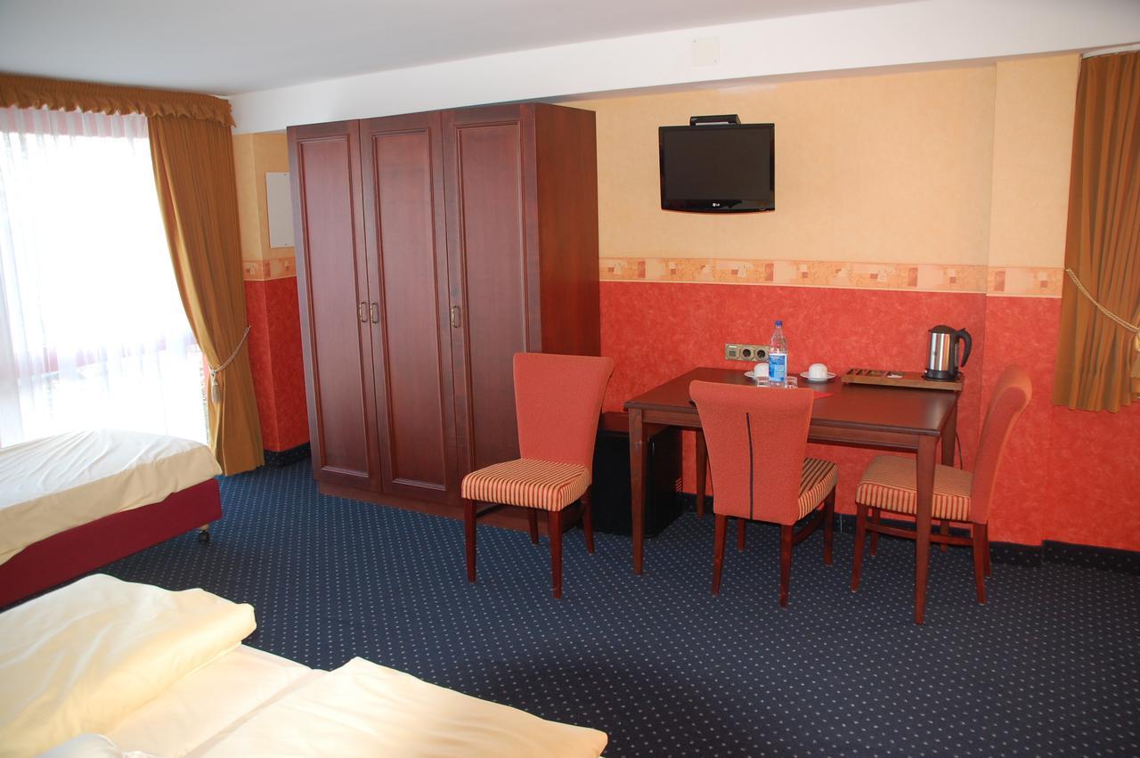Kegel Tanz Palast Winterberg Hotel ภายนอก รูปภาพ